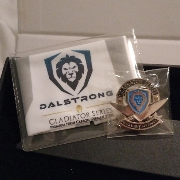 ⚜️ Dalstrong Gladiator Series Chef Knife - Picture 6 of 8